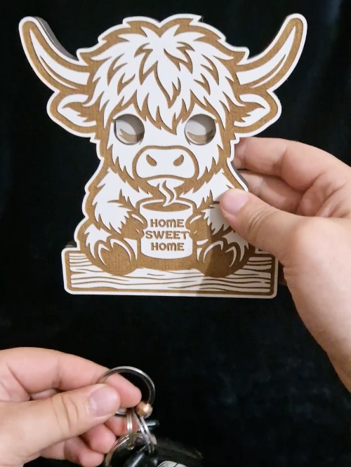 [Laser cut and engrave] Laser file Highland Cow Key Holder SVG