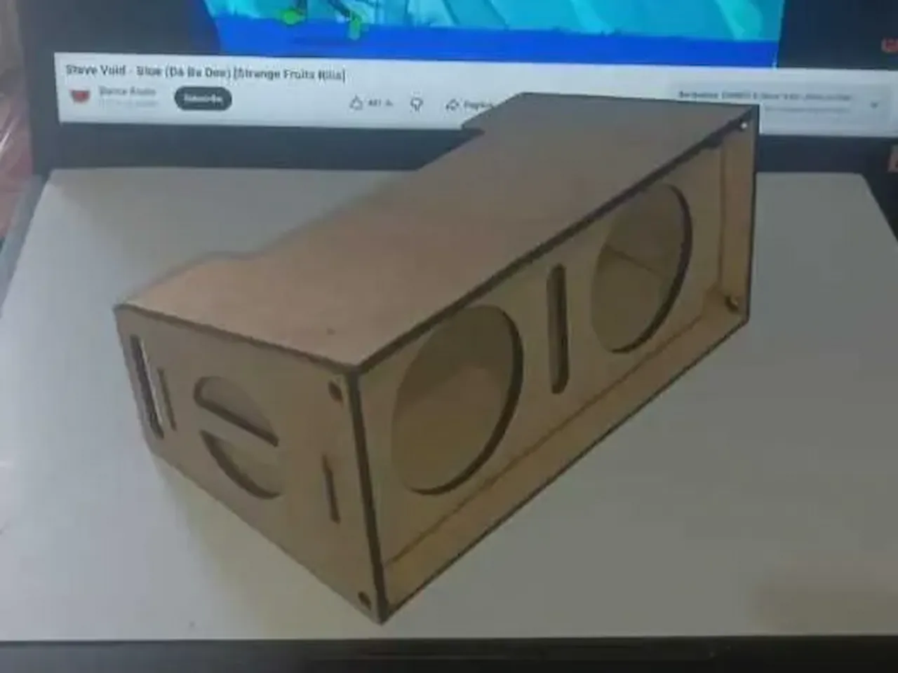 [Laser cut and engrave] Wooden dual speaker enclosure box