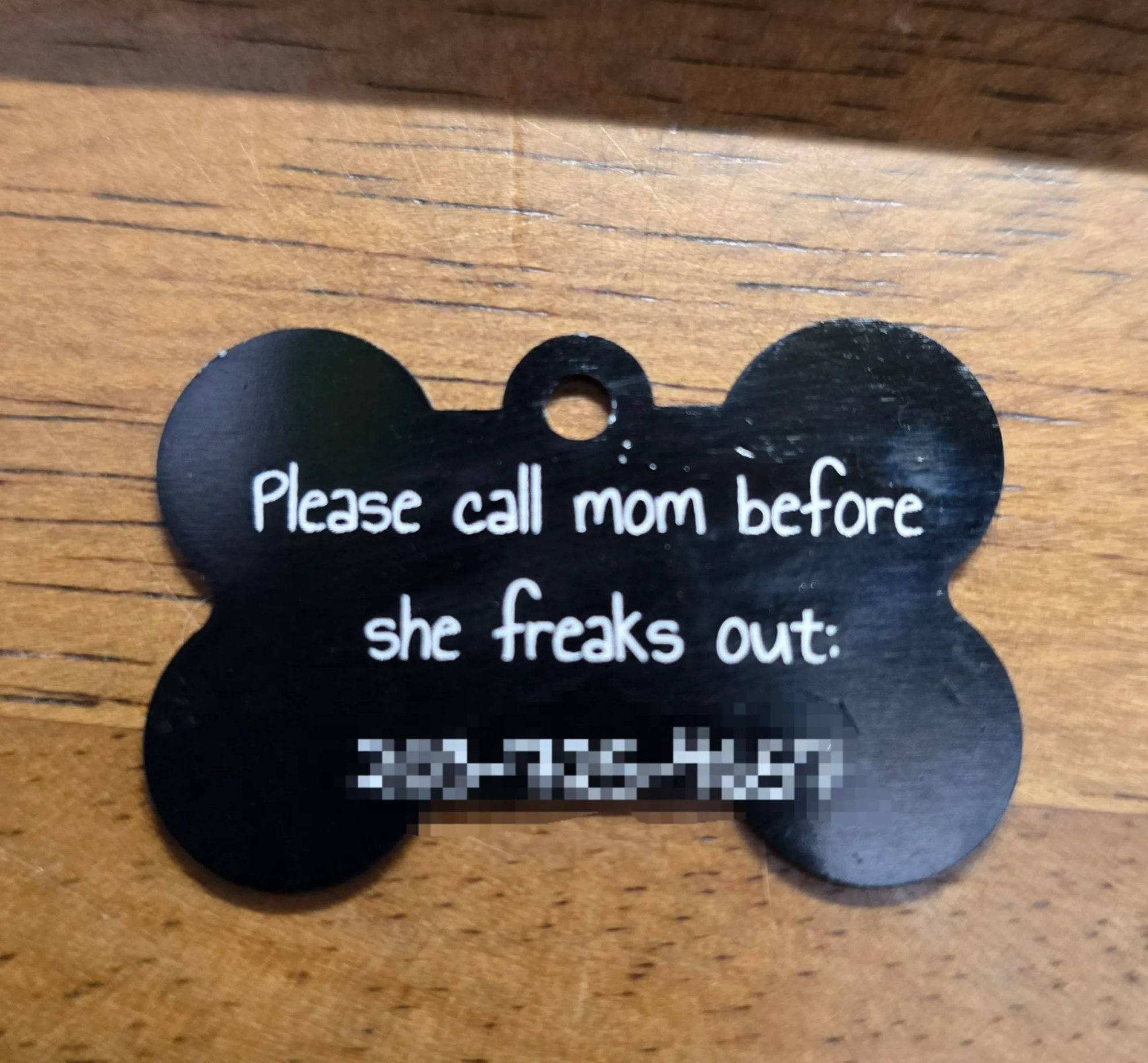 [Laser cut and engrave] Black Bone Shaped Pet ID Tag with Gizmo Name and Paw Print Heart