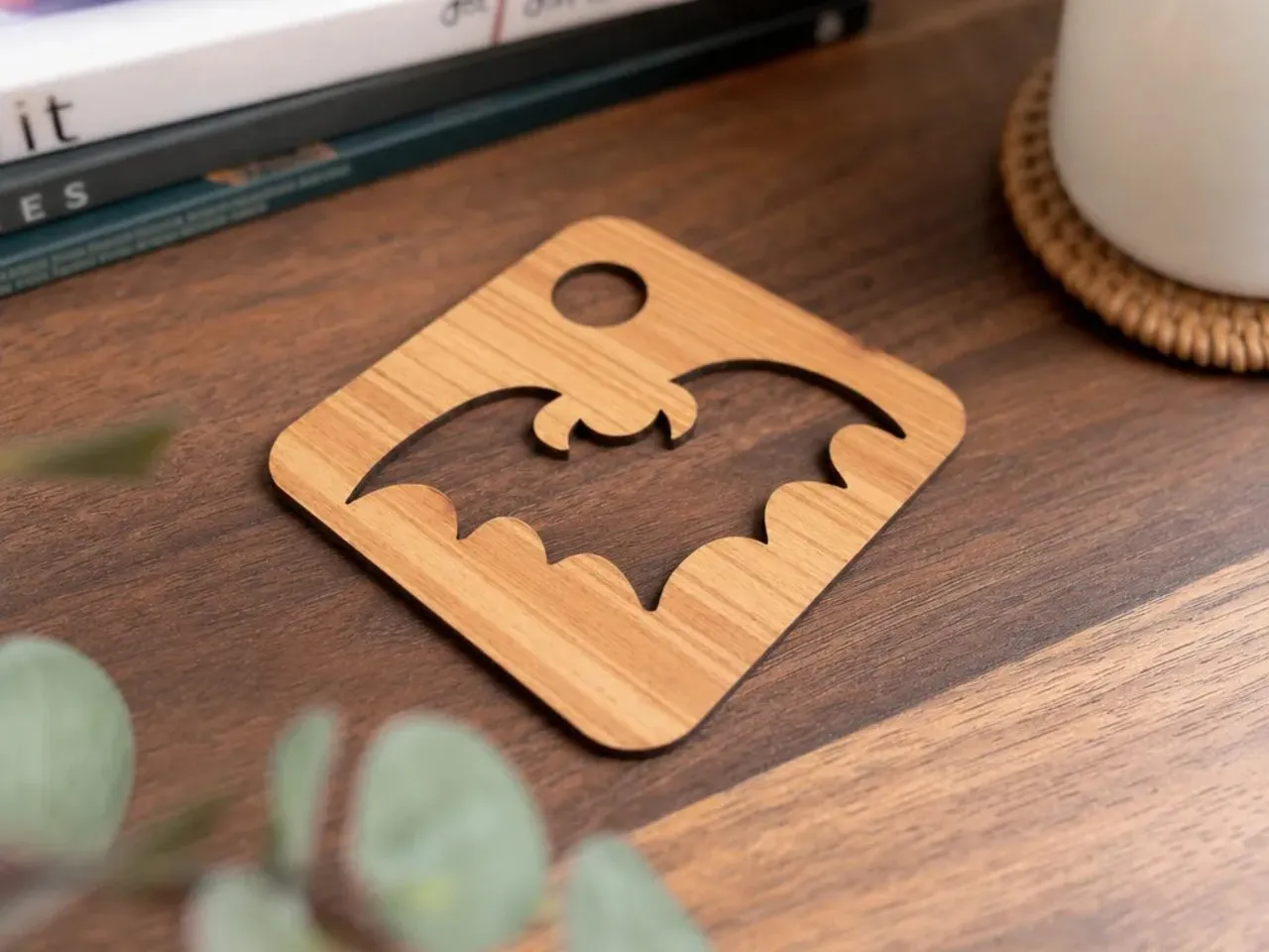 [Laser cut and engrave] Posavasos cuadrado de madera con diseño de murciélago para Halloween