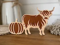 [Laser cut and engrave] Highland Cow and Pumpkin Tiered Tray Tabletop Sign