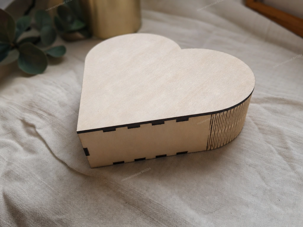 Heart Shaped Wooden Keepsake Box
