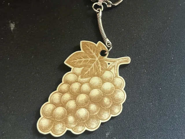 porte clefs grappe raisin