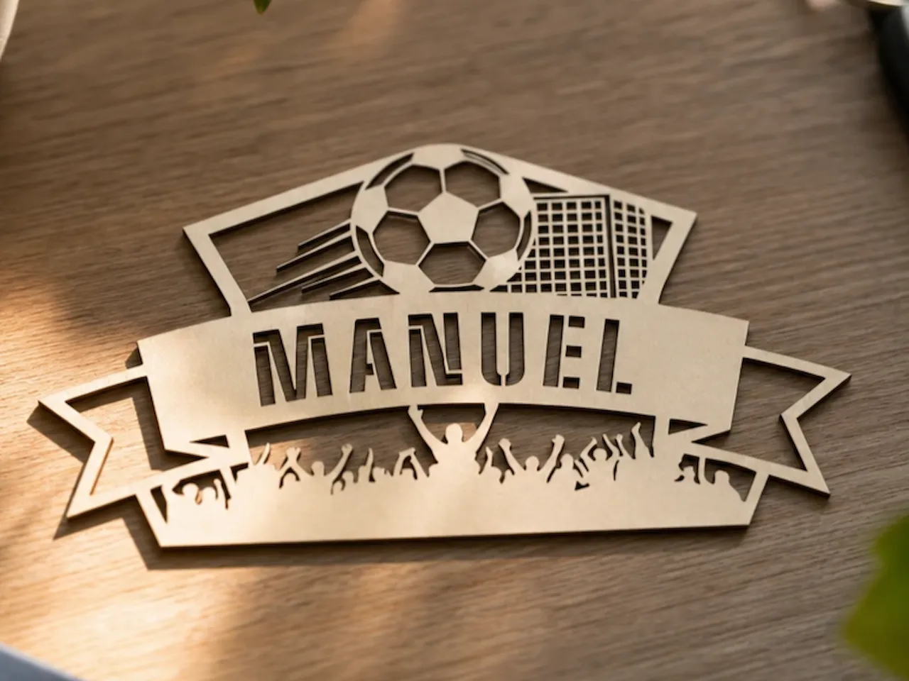 [Laser cut and engrave] Personalisiertes Namensschild mit Fußball-Motiv für Ballsport Fan