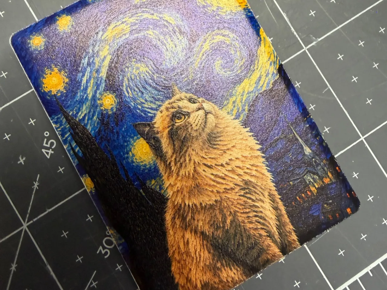 [UV printing] Holzbild mit Katze im Stil von Van Goghs Sternennacht