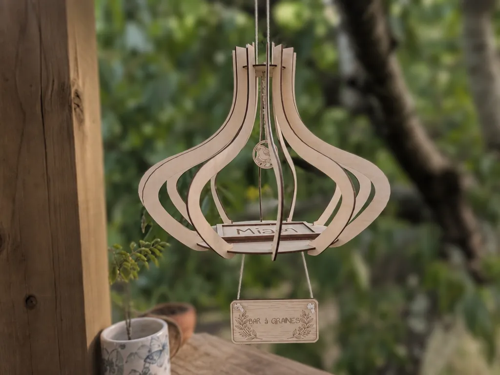 Mangeoire à oiseaux du jardin suspendue personnalisée avec inscription Bar à graines