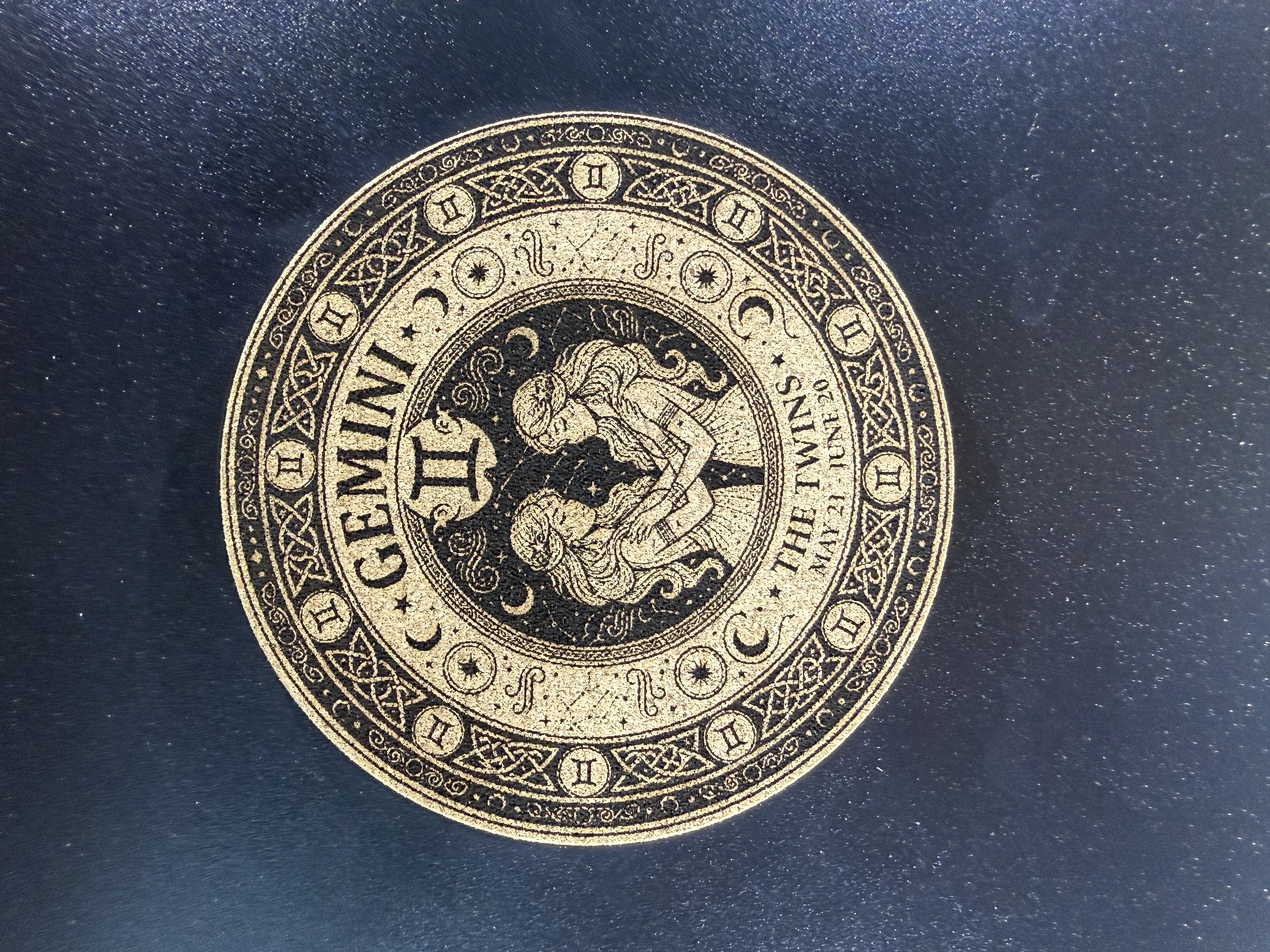 [Laser cut and engrave] Gemini Zodiac Sign Circular Coaster with The Twins Motif