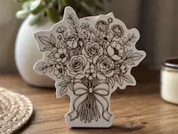 [Laser cut and engrave] Aufsteller mit Blumenstrauß Motiv und Schleife