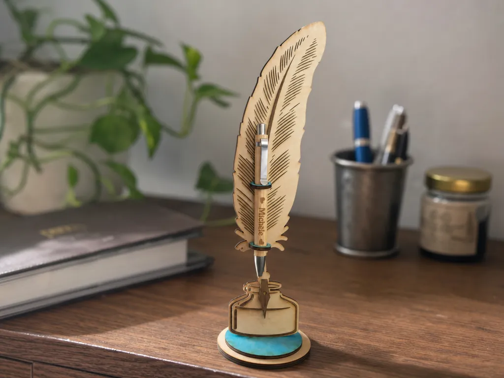 Porte-stylo en forme de plume et encrier