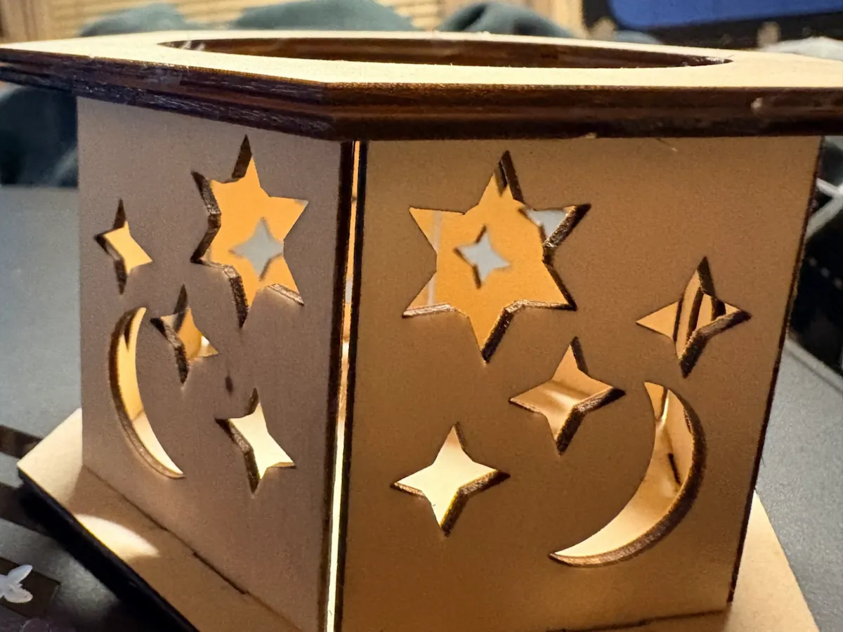 [Laser cut and engrave] Wooden Star and Moon Cutout Tea Light Candle Holder