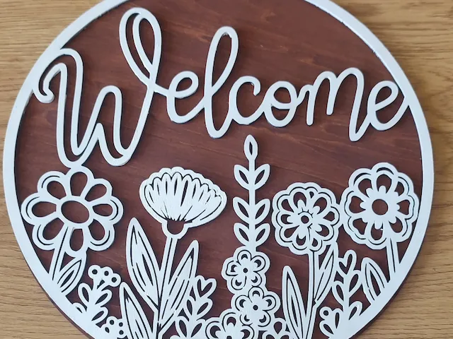 Welcome Round Wall Sign with Floral Motif