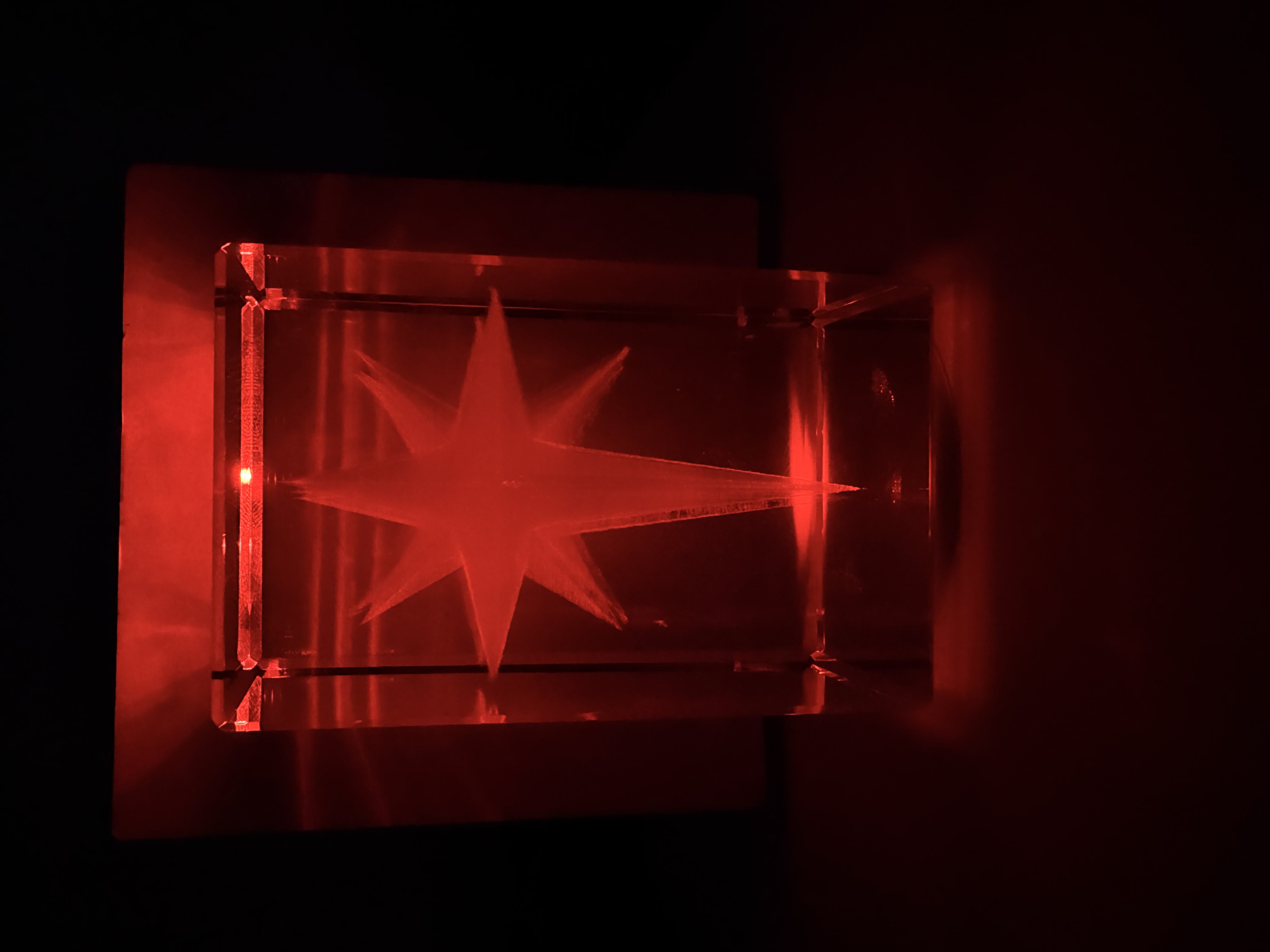 [Laser cut and engrave] Clear Glass Block with North Star Motif