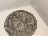 [Laser cut and engrave] Runder Untersetzer mit Piraten Totenkopf Kompass und Schatzkarten Motiv