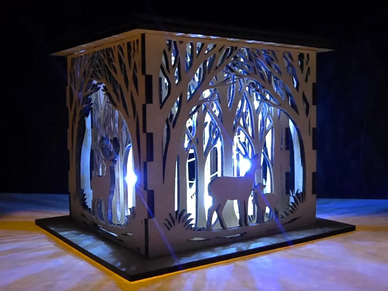 [Laser cut and engrave] Illuminated Forest Deer Scene Lantern