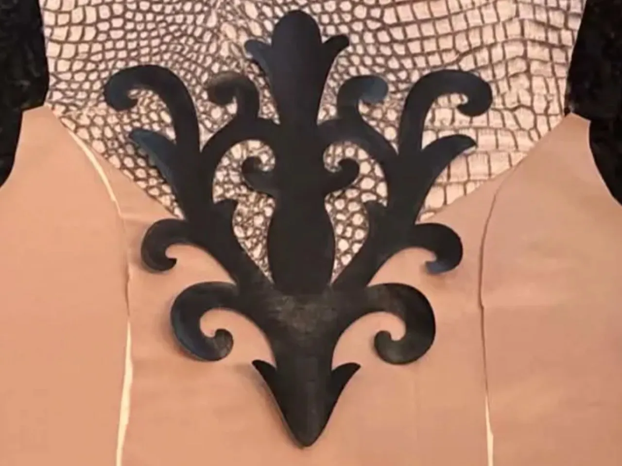 [Laser cut and engrave] Black Filigree Damask Applique for Clothing or Fabric Embellishment