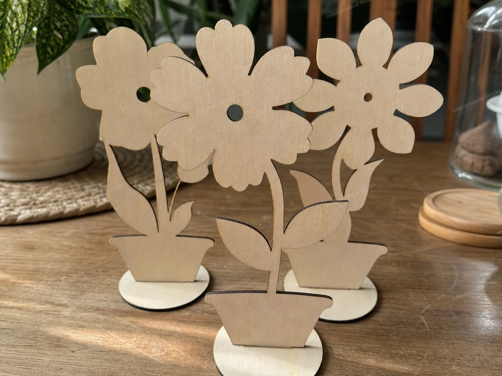 Paint your own wooden flowers for kids and adults
