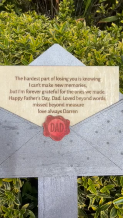 [Laser cut and engrave] Memorial Father's Day Envelope Garden Stake with Sympathy Message