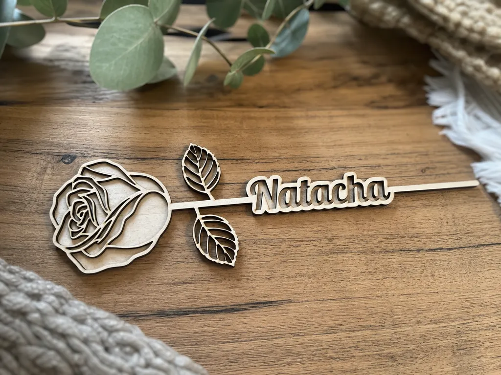 Rose personnalisée au prénom Natacha