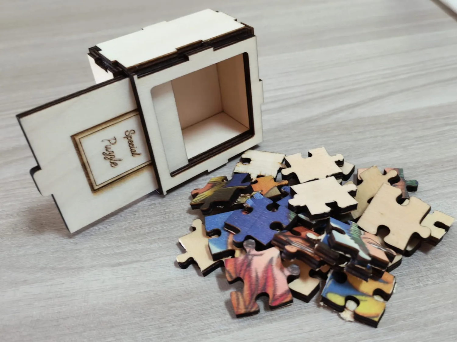 Puzzle in legno con scatola personalizzata Special Puzzle