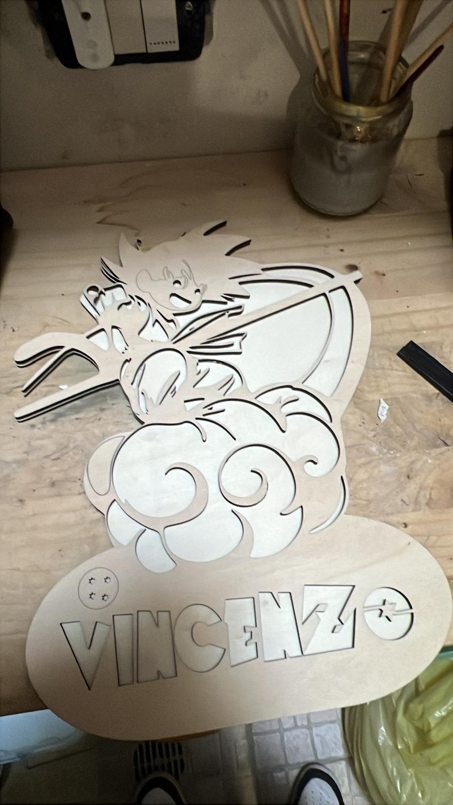 [Laser cut and engrave] Lampada da parete a LED con sagoma di Goku su nuvola Speedy