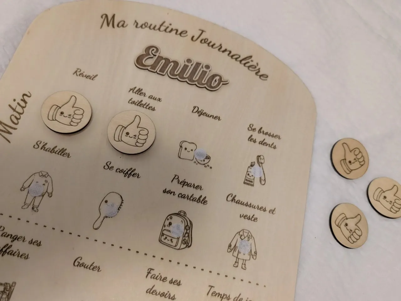 [Laser cut and engrave] Tableau de routine journalière personnalisé pour enfant