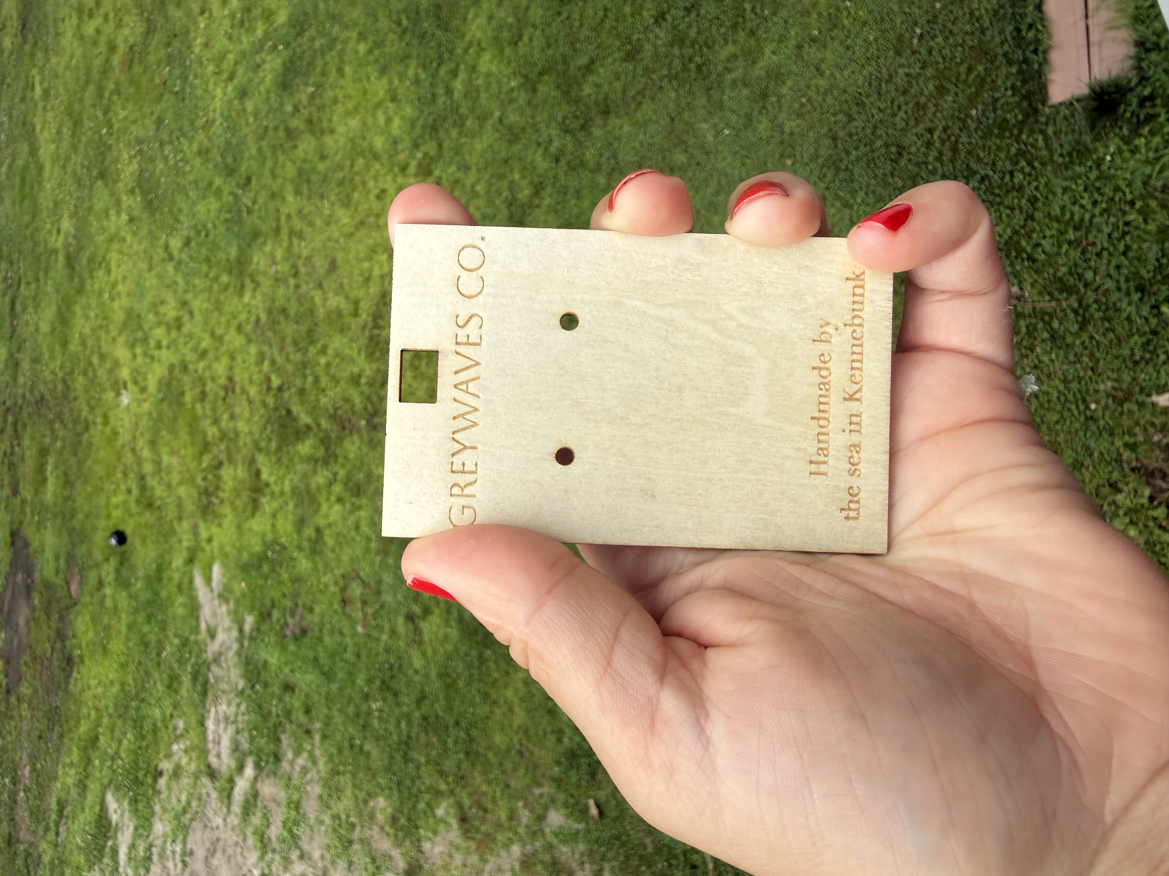 [Laser cut and engrave] Red Lobster Dangle Earrings