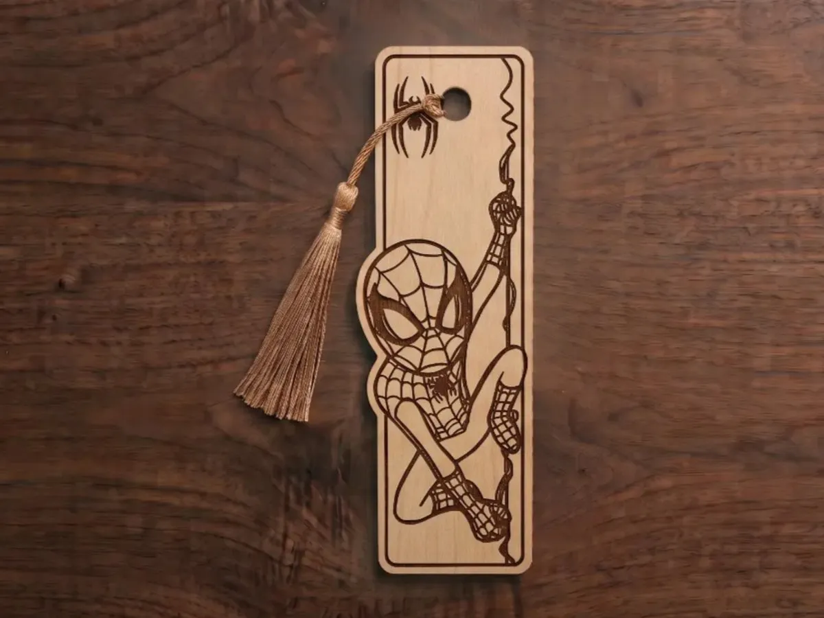 [Laser cut and engrave] Spider-Man wooden bookmark with tassel