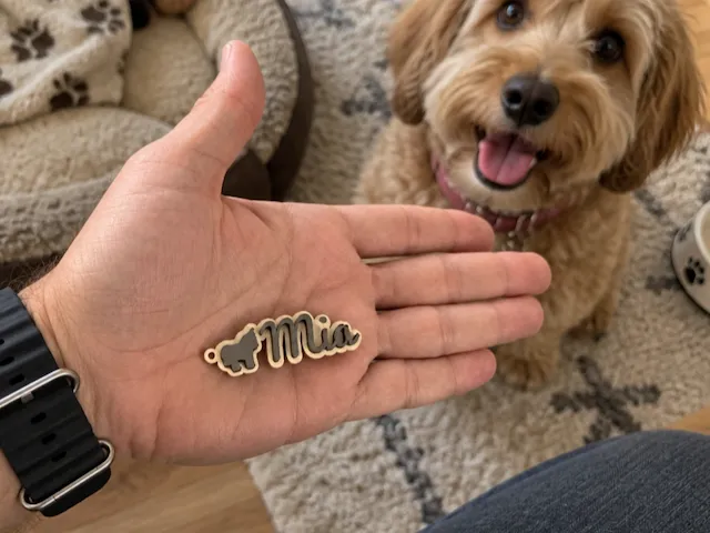 Mia Personalized keychain