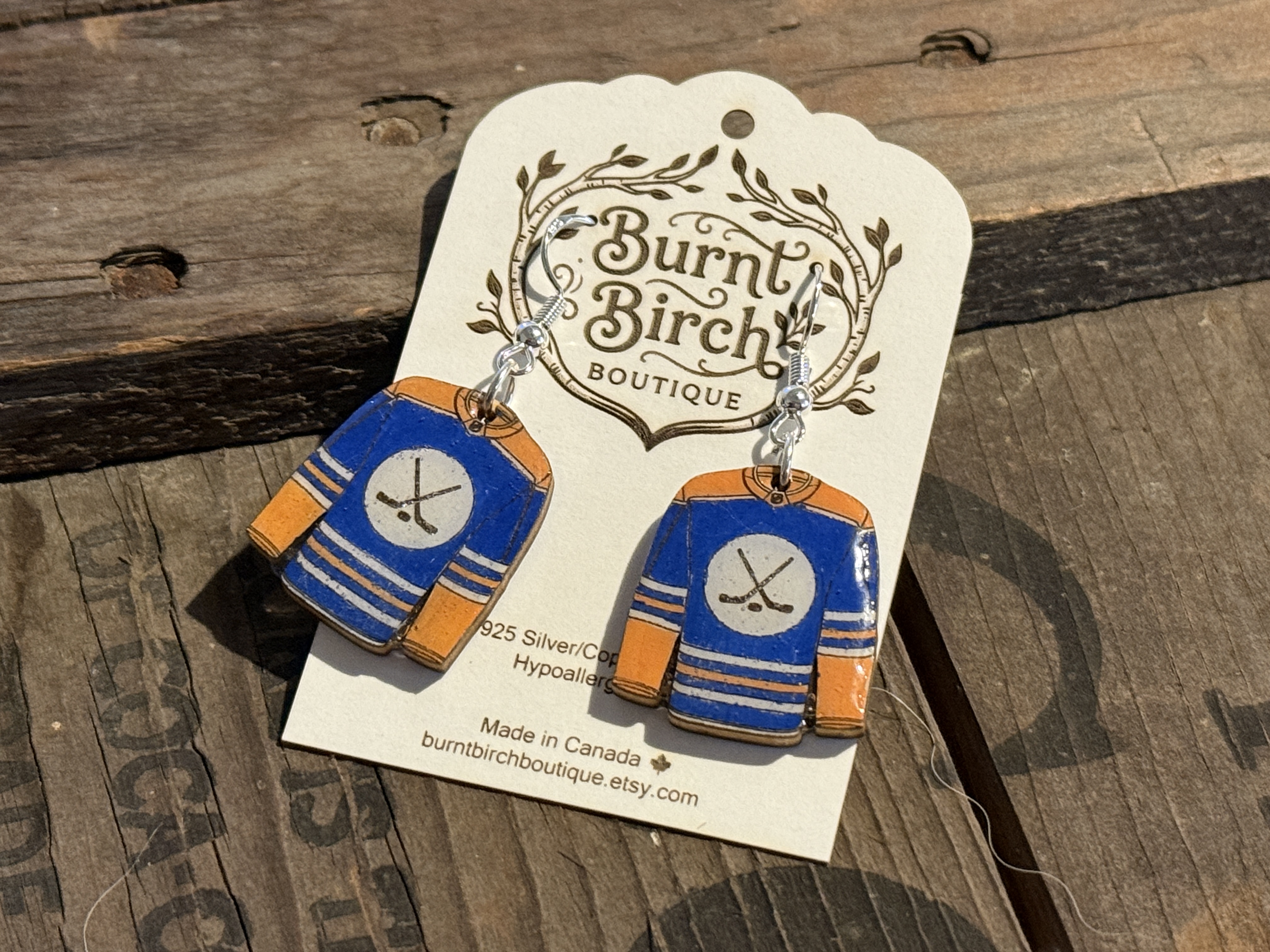 [Laser cut and engrave] Hockey Jersey Dangle Earrings