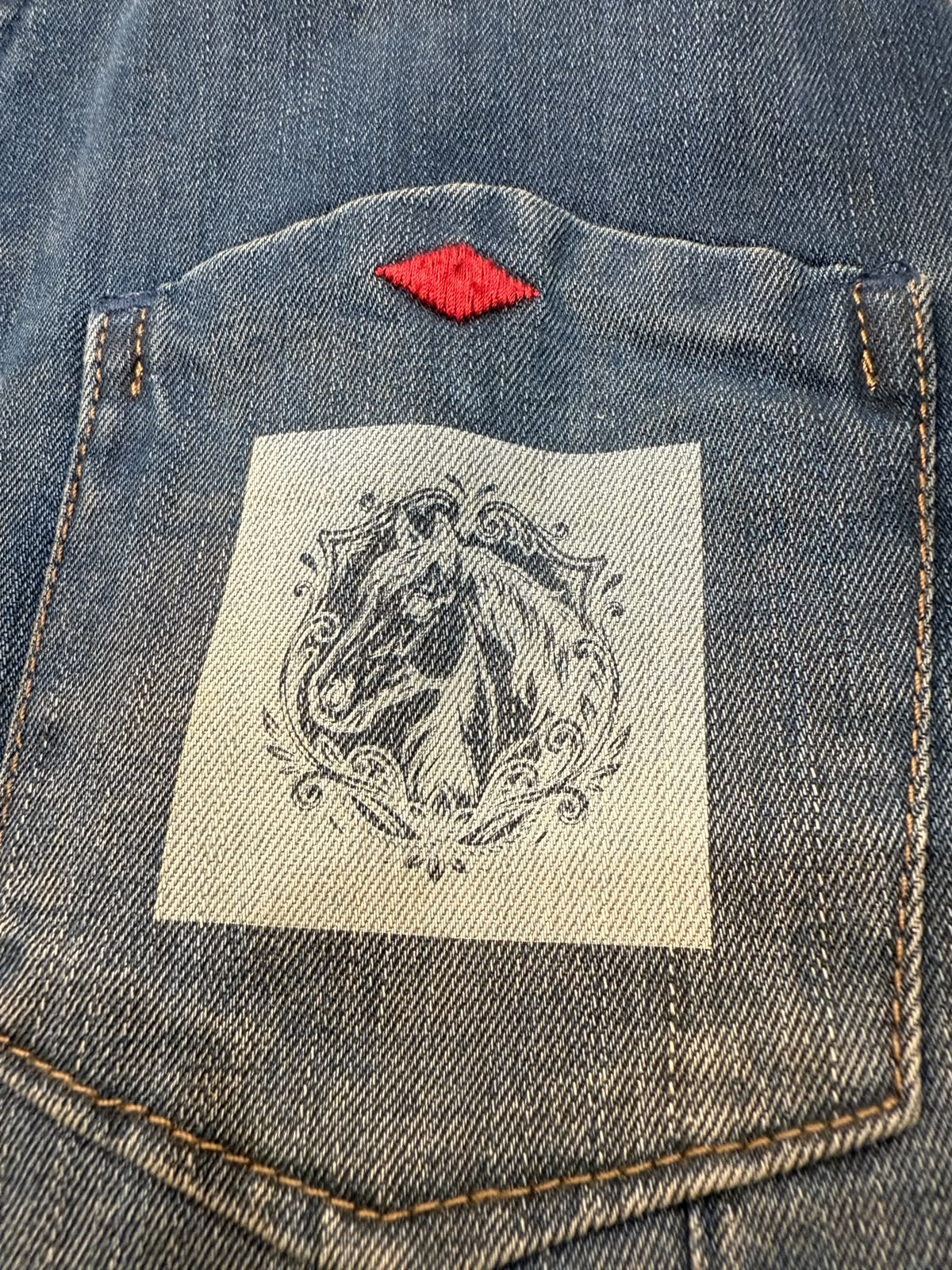 [Laser cut and engrave] Denim Vest Featuring a Horse Portrait Emblem on the Chest Pocket