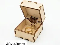 [Laser cut and engrave] Holz Ringschatulle Schmuck-Box Miniatur Schachtel 40x40mm