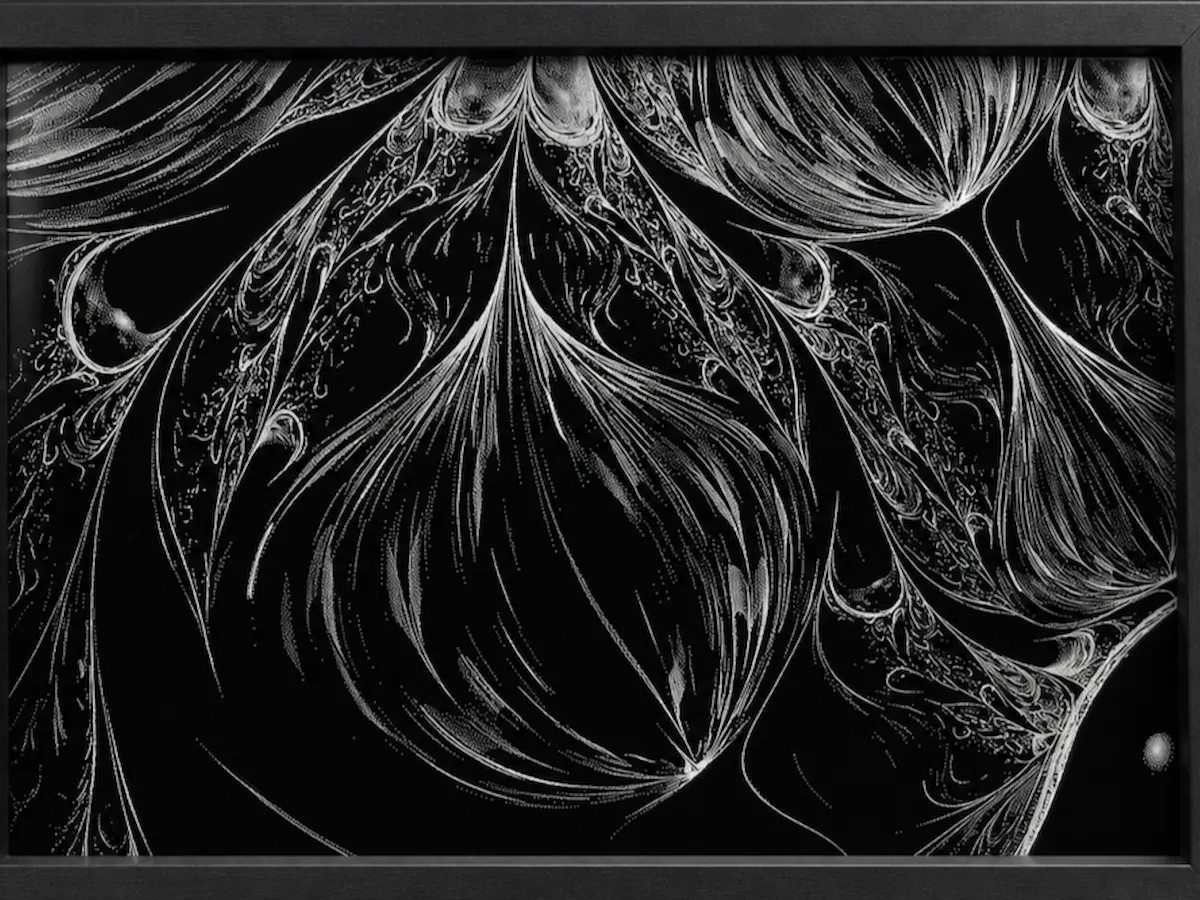 [Laser cut and engrave] Abstract Black and White Fractal Wall Art