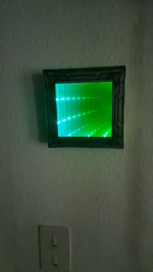 [Laser cut and engrave] Miroir à effet tunnel infini avec éclairage LED bleu