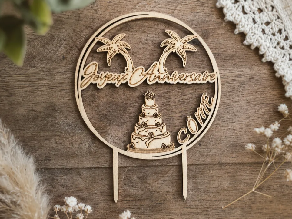 Cake topper Joyeux Anniversaire avec motif palmier et gâteau personnalisé