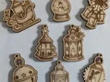 [Laser cut and engrave] Ornements de Noël en bois avec motifs de lanternes et traîneau