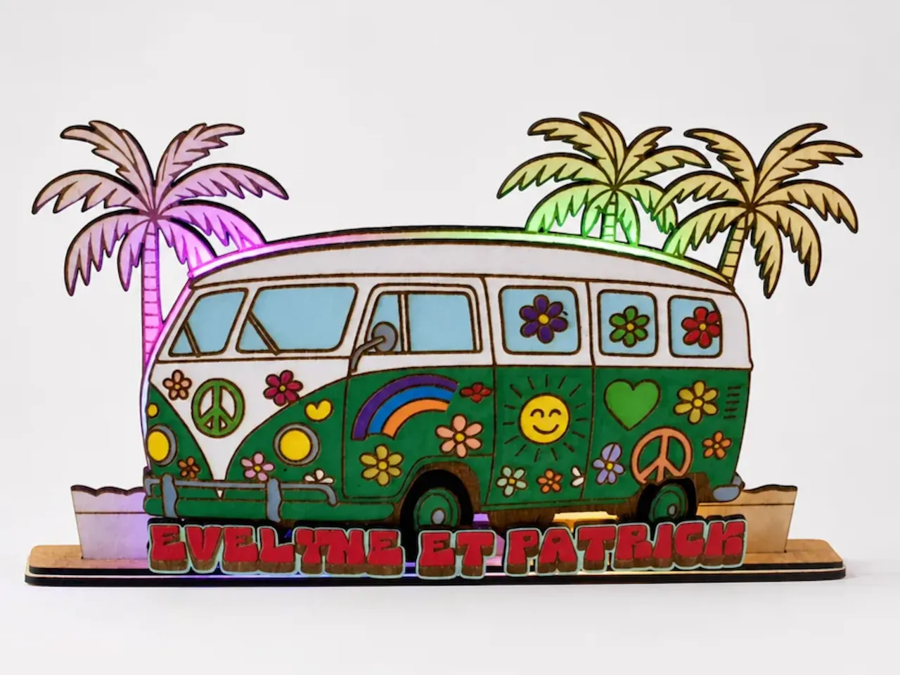 [Laser cut and engrave] Panneau décoratif van hippie avec palmiers personnalisé Evelyne et Patrick