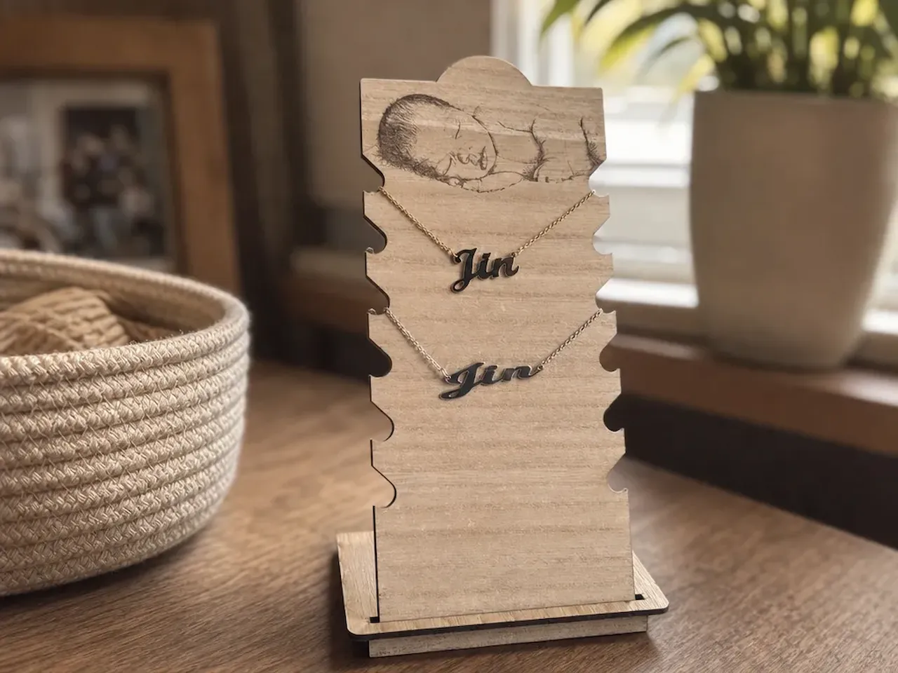 [Laser cut and engrave] Wooden Necklace Display Stand with Baby Portrait and Name Jewelry